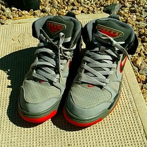 It doesn't fit me anymore